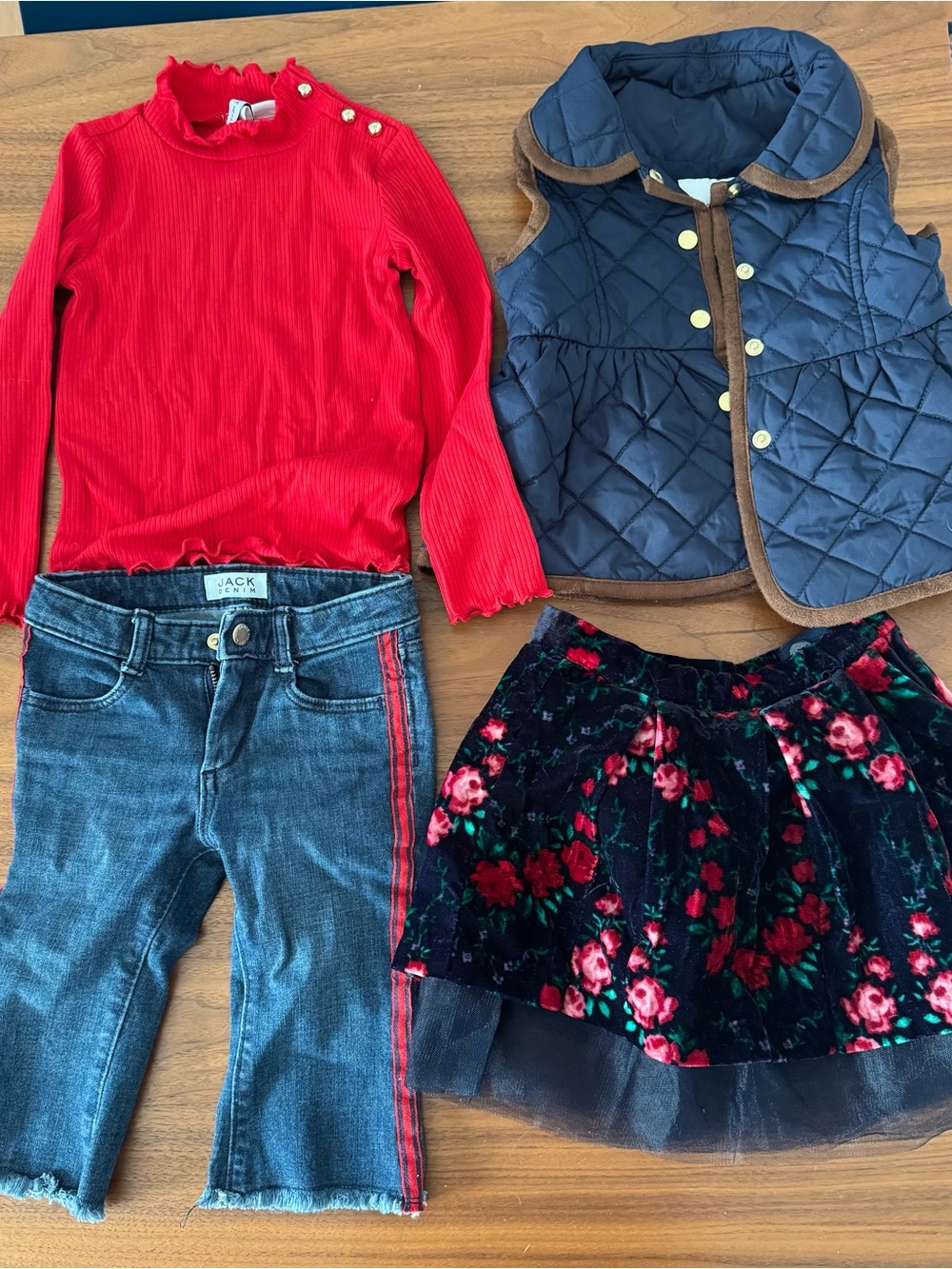 4pc Fall Vibes Janie and Jack capsule
Size 2T / 18-24M | Vest Jeans Skirt To